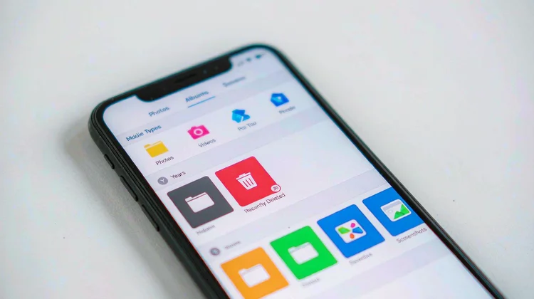 iPhone 相册隐藏与最近删除 - 苹果派